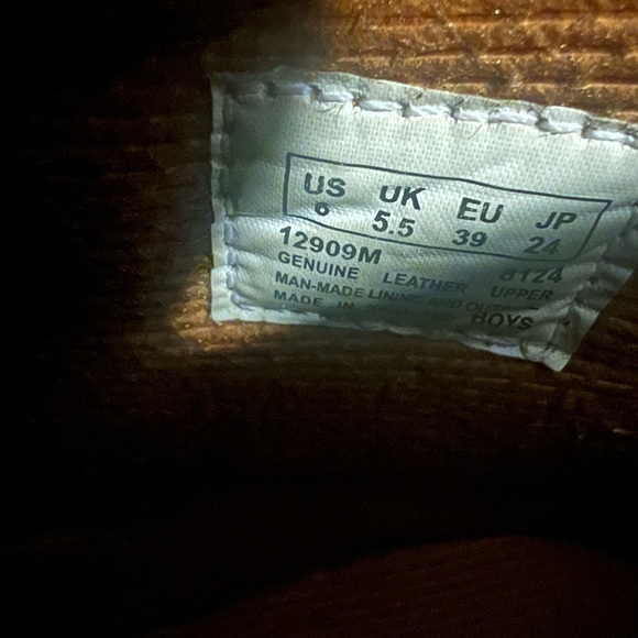 Timberlands - Picture 7 of 9